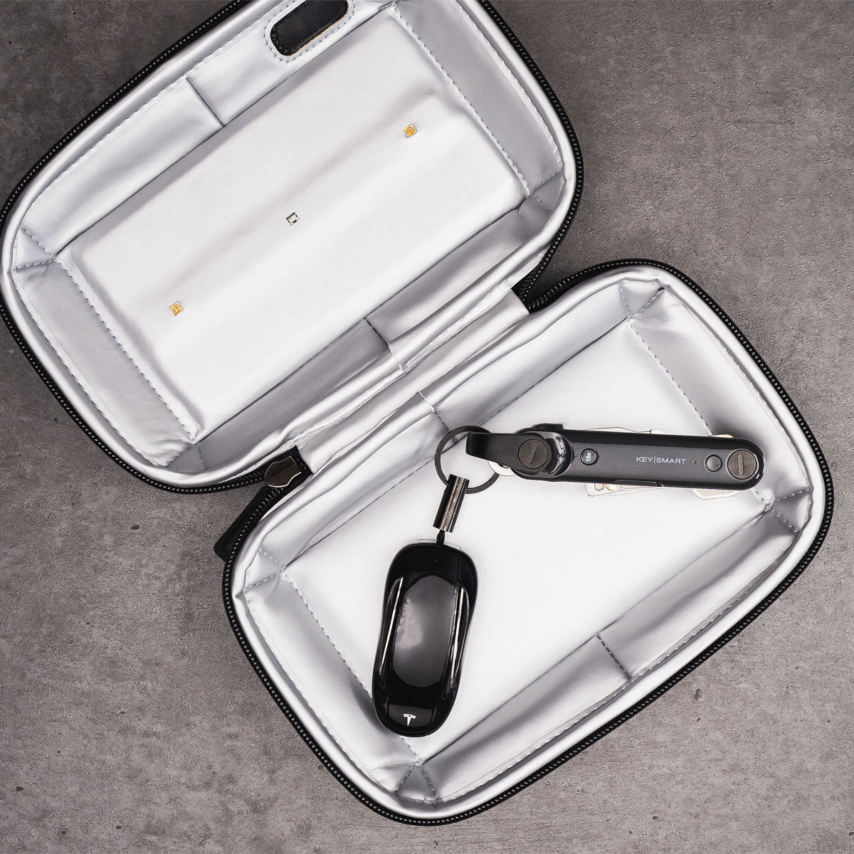 CleanTray To-Go | Kills 99.99% of Germs Without Wipes or Cleaning Supplies
